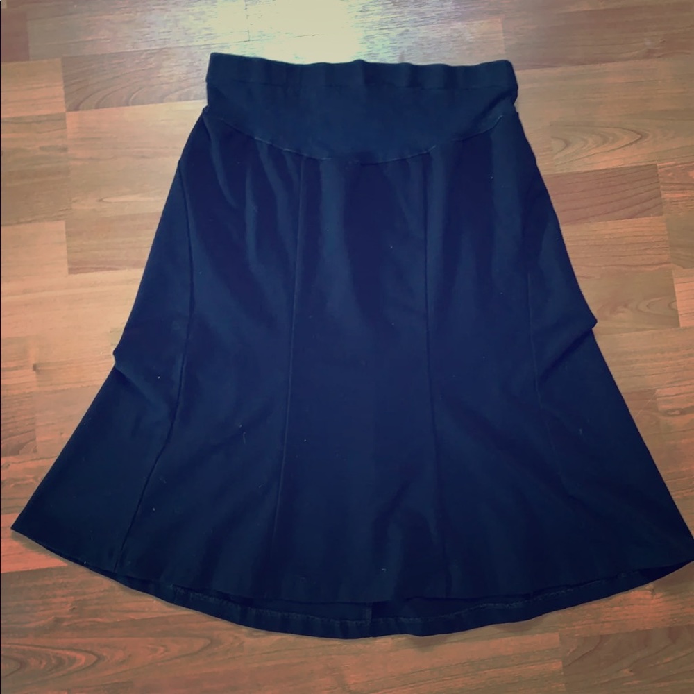 Black motherhood maternity flowy skirt